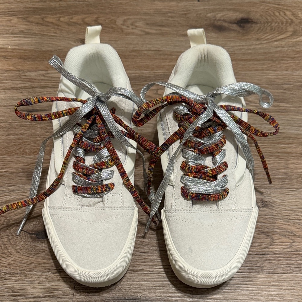 Vans Women’s KNU STACK Chunky Platform Sneakers with Multicolor Laces Size 9